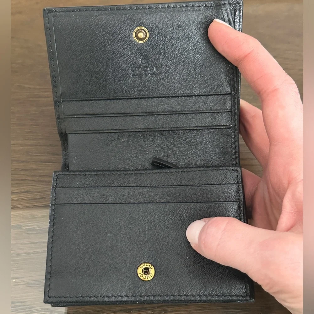 Gucci wallet - excellent condition - Picture 2 of 3
